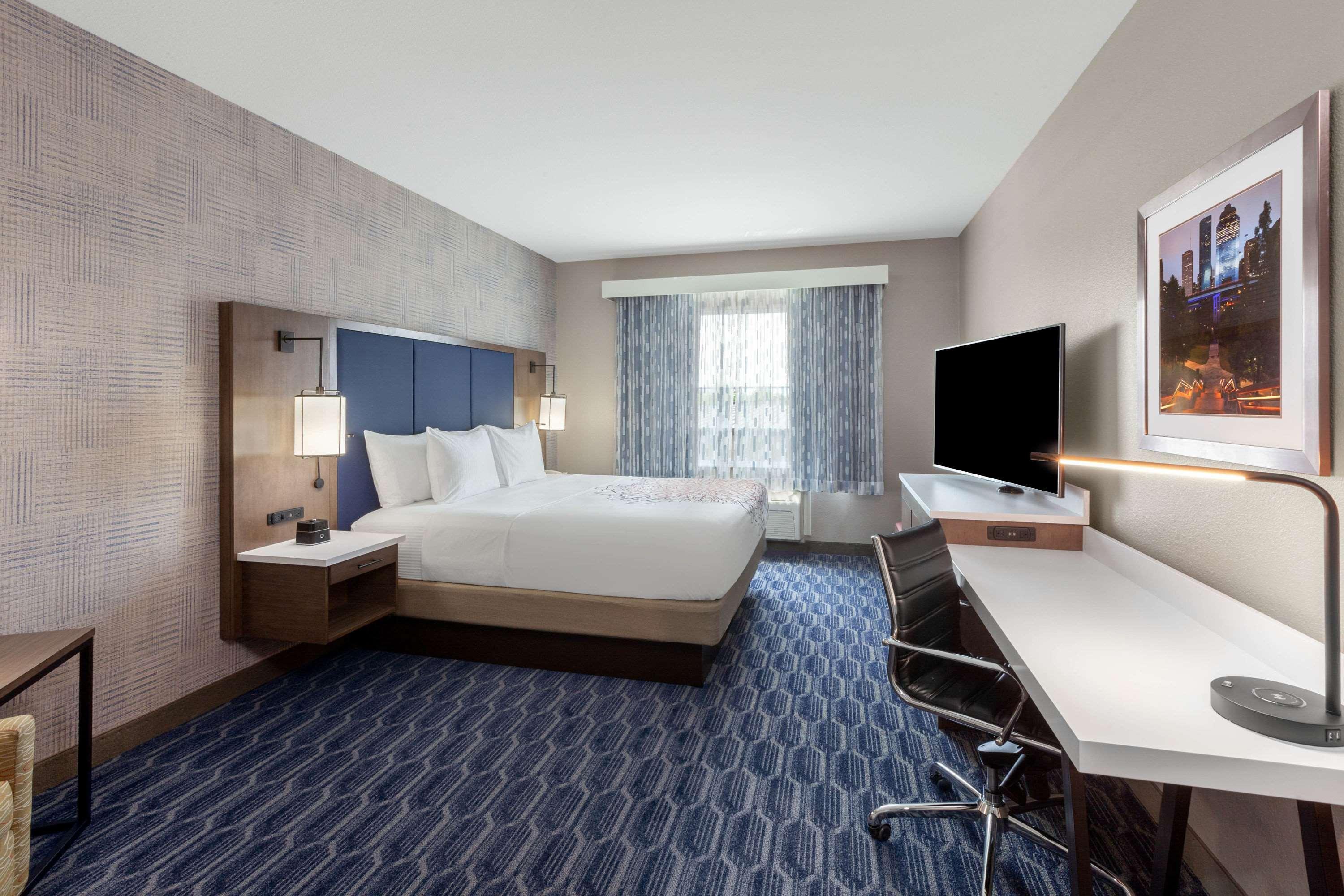 La Quinta By Wyndham Houston Channelview Cloverleaf Eksteriør billede