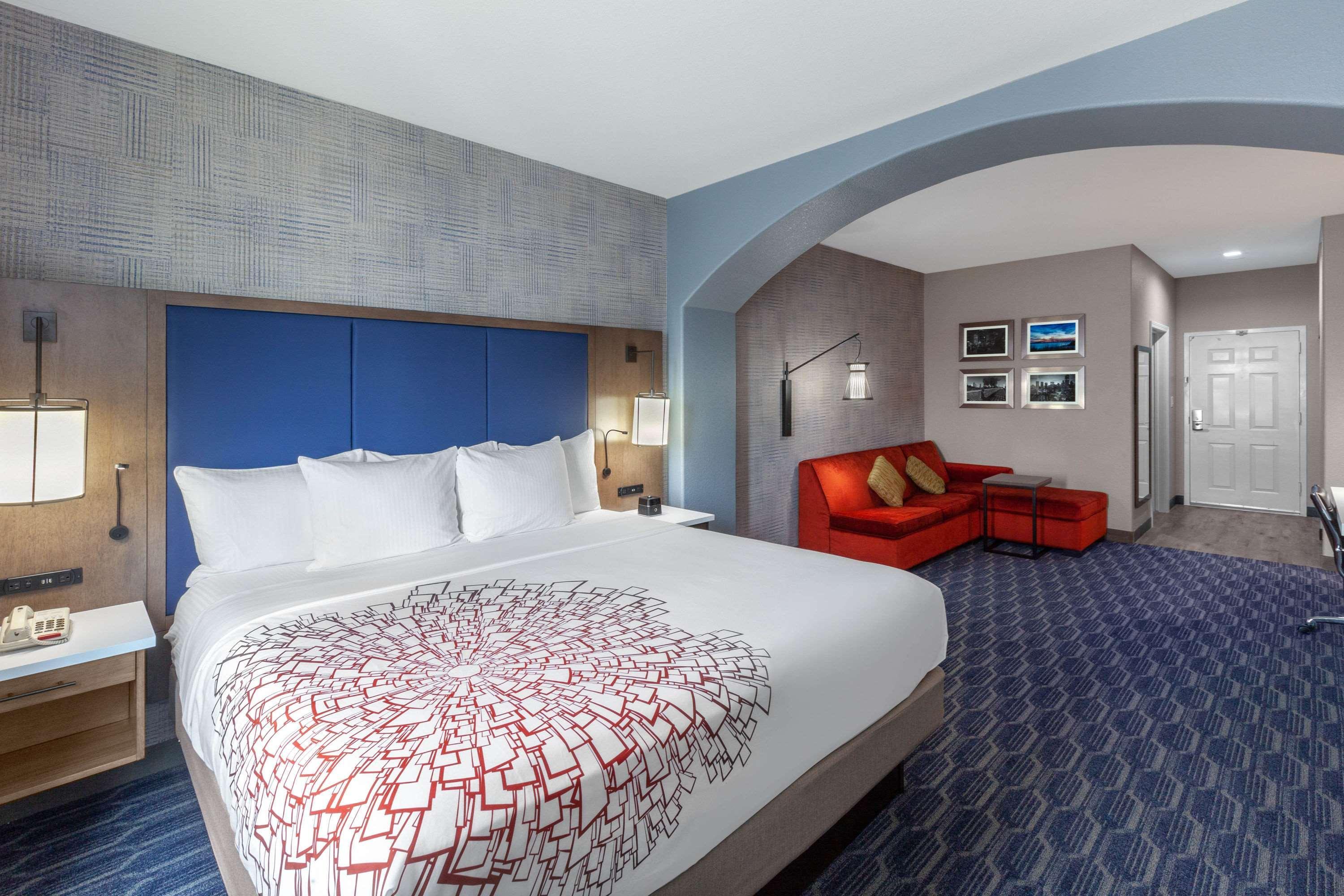La Quinta By Wyndham Houston Channelview Cloverleaf Eksteriør billede