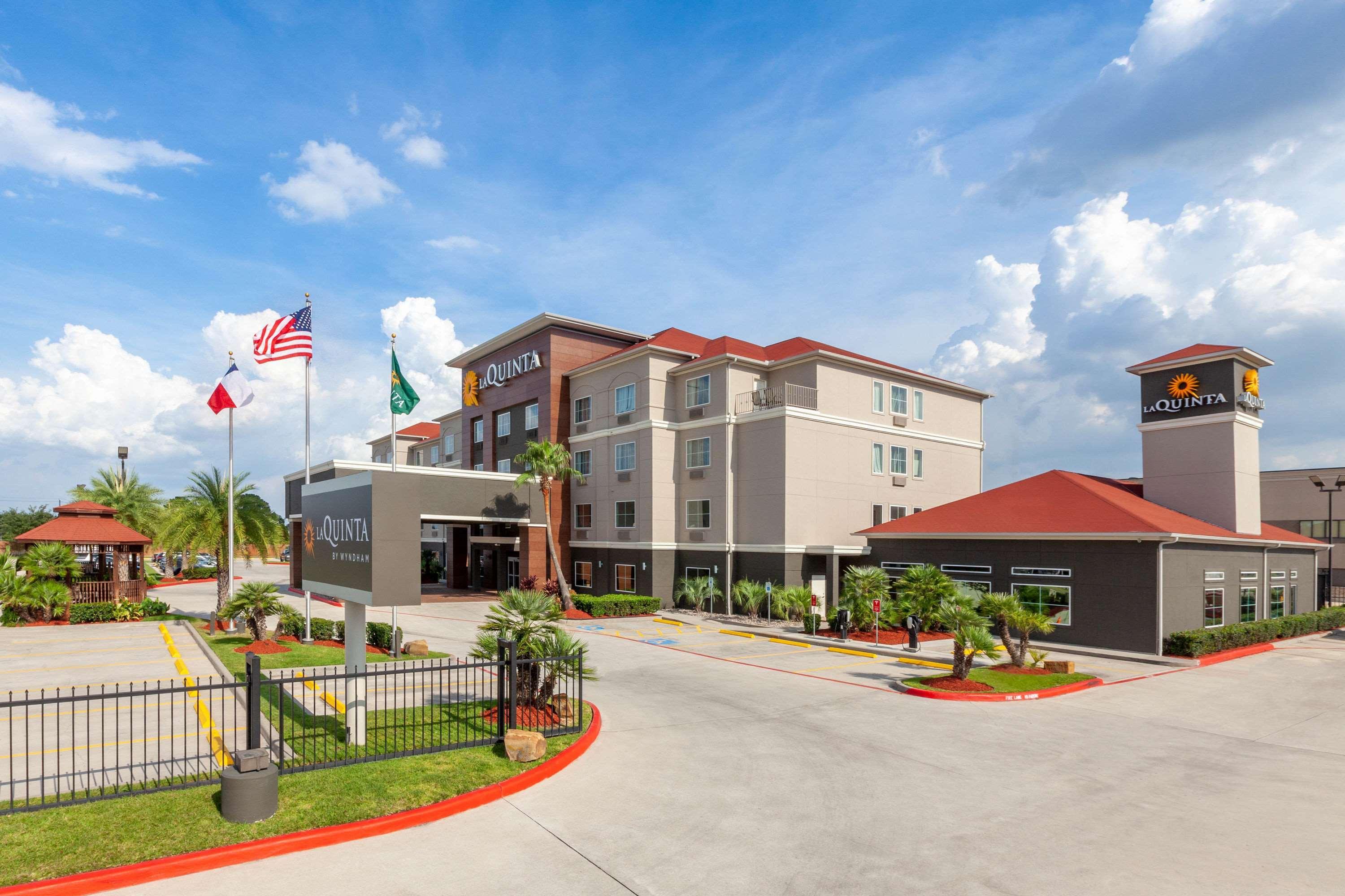La Quinta By Wyndham Houston Channelview Cloverleaf Eksteriør billede