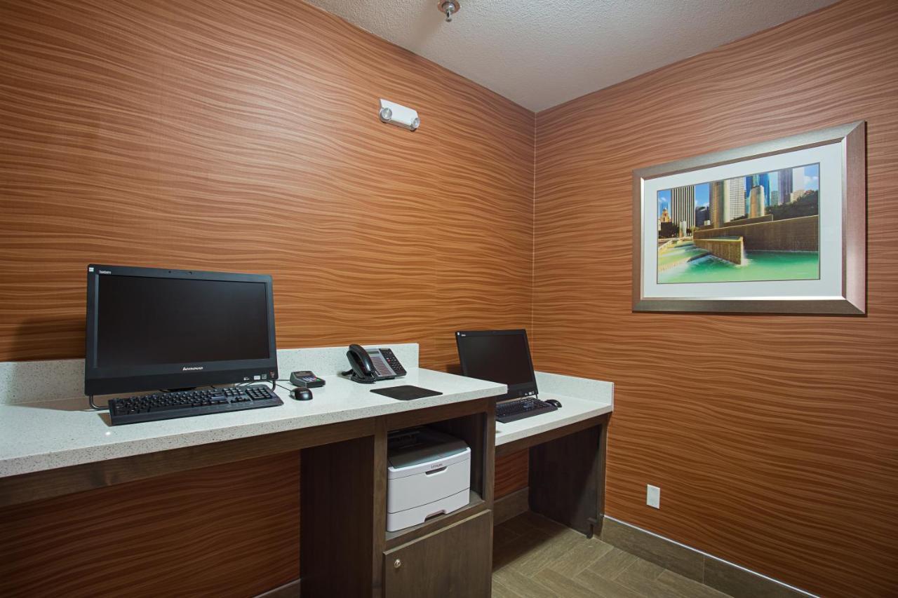 La Quinta By Wyndham Houston Channelview Cloverleaf Eksteriør billede