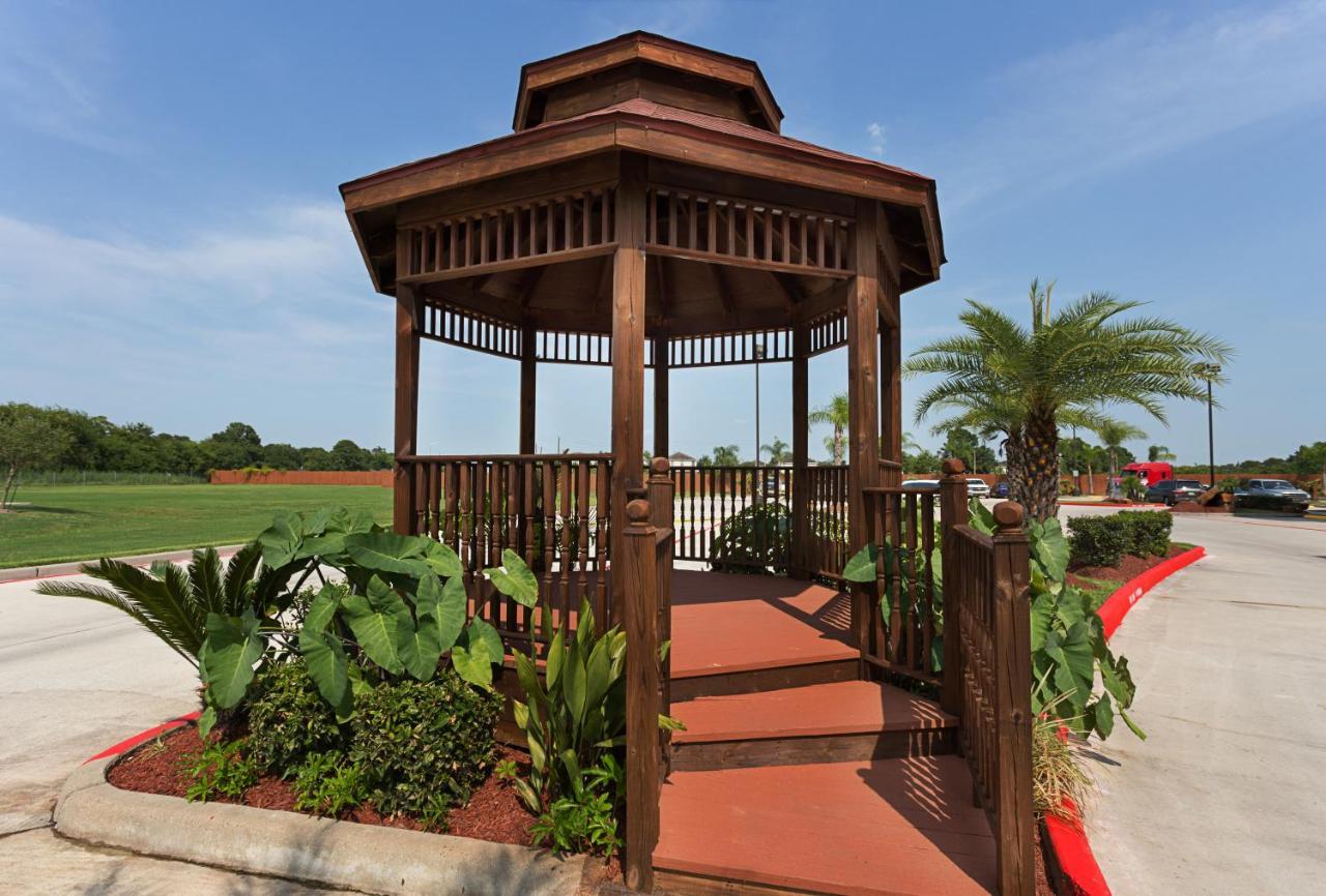 La Quinta By Wyndham Houston Channelview Cloverleaf Eksteriør billede